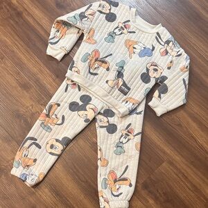 Disney 4T Mickey and friends Character Print Quilted sweater and sweats set